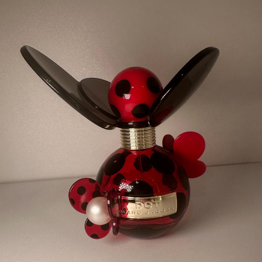 Marc Jacobs Perfume bottle (with a bit of perfume left)